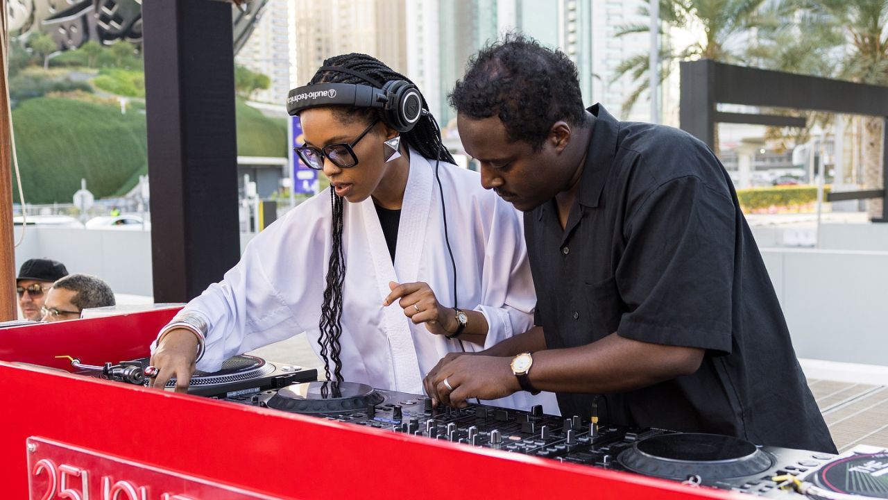 vinyl souk dubai vinyl souk dubai