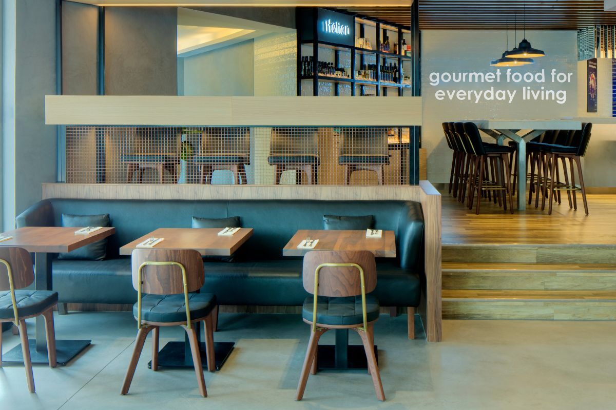 Jones The Grocer at Emirates Golf Club Dubai