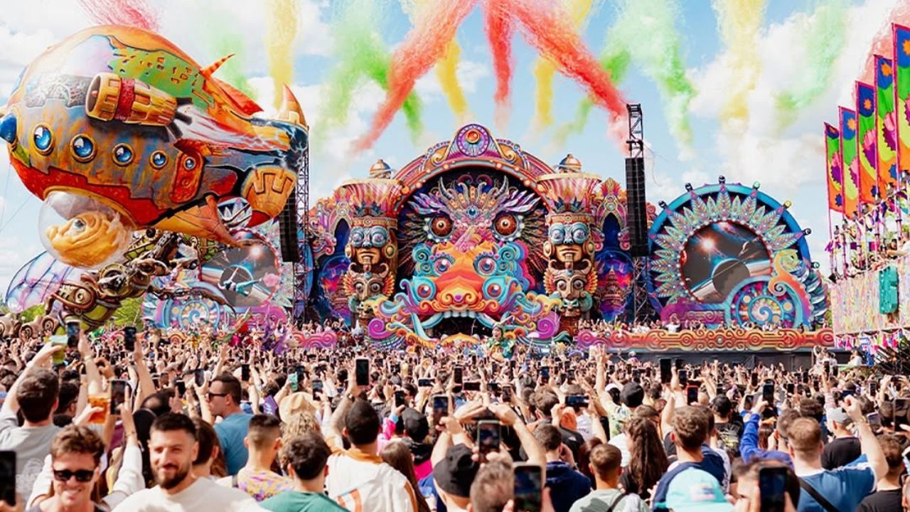 elrow one of dubai's biggest event is coming back this 2025. elrow festival theme is "Rowlympics"